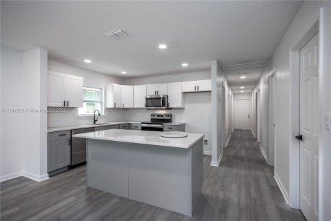 Casa en venta en Gainesville, Florida, 4 dormitorios, 143.44 m2 № 1839720 - foto 13