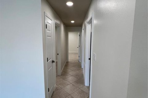 Apartamento en alquiler en Redington Shores, Florida, 2 dormitorios, 102.19 m2 № 1873360 - foto 11