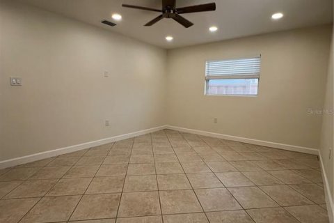 Apartamento en alquiler en Redington Shores, Florida, 2 dormitorios, 102.19 m2 № 1873360 - foto 22