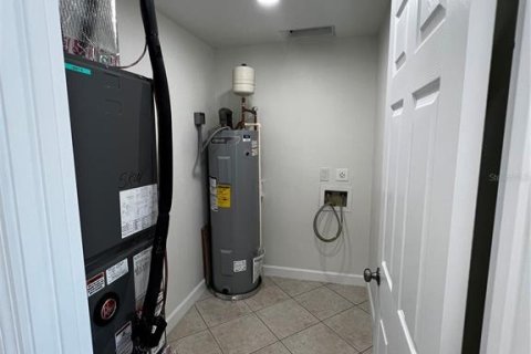 Apartamento en alquiler en Redington Shores, Florida, 2 dormitorios, 102.19 m2 № 1873360 - foto 12