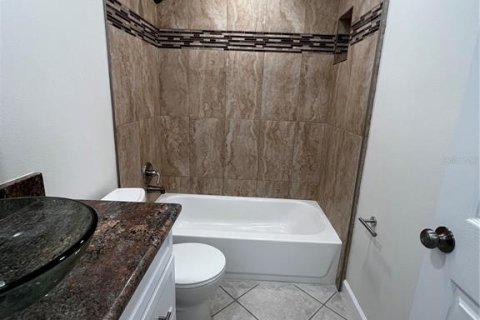 Apartamento en alquiler en Redington Shores, Florida, 2 dormitorios, 102.19 m2 № 1873360 - foto 20
