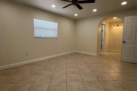 Apartamento en alquiler en Redington Shores, Florida, 2 dormitorios, 102.19 m2 № 1873360 - foto 24
