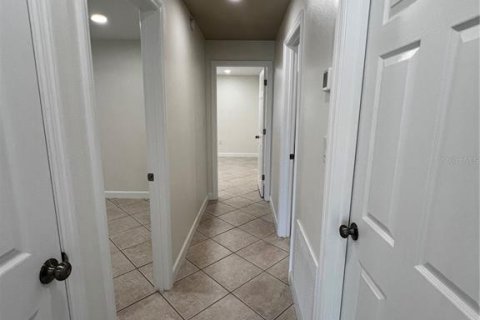Apartamento en alquiler en Redington Shores, Florida, 2 dormitorios, 102.19 m2 № 1873360 - foto 13