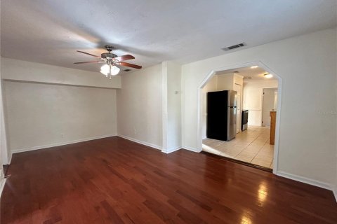 Villa ou maison à louer à Gainesville, Floride: 2 chambres, 97.64 m2 № 2103872 - photo 7