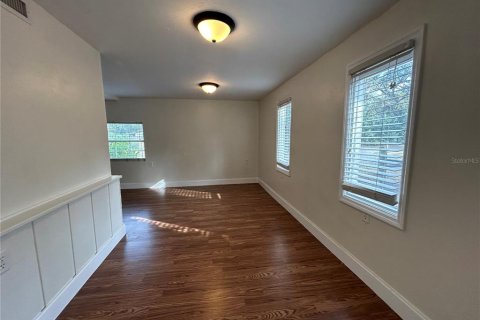 Villa ou maison à louer à Gainesville, Floride: 2 chambres, 97.64 m2 № 2103872 - photo 3