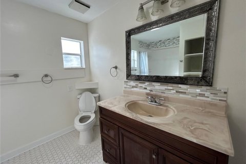 Villa ou maison à louer à Gainesville, Floride: 2 chambres, 97.64 m2 № 2103872 - photo 24