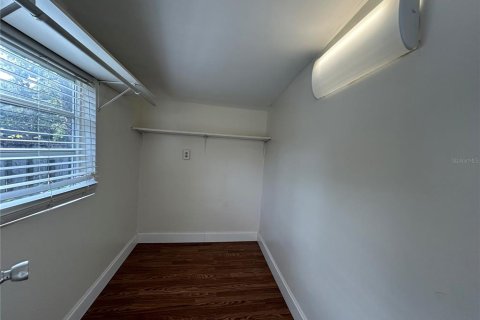 Villa ou maison à louer à Gainesville, Floride: 2 chambres, 97.64 m2 № 2103872 - photo 12