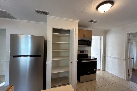 Villa ou maison à louer à Gainesville, Floride: 2 chambres, 97.64 m2 № 2103872 - photo 20