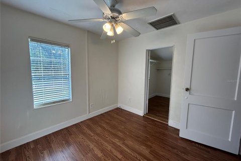 Villa ou maison à louer à Gainesville, Floride: 2 chambres, 97.64 m2 № 2103872 - photo 17