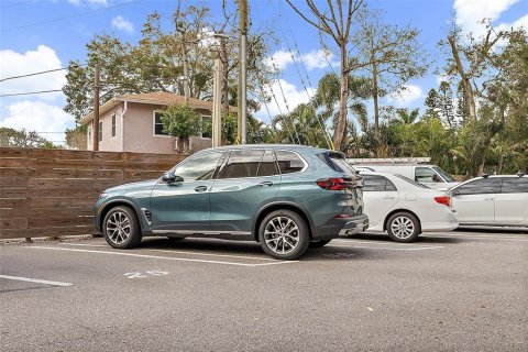 Condominio en venta en Saint Petersburg, Florida, 1 dormitorio, 85.75 m2 № 1542535 - foto 22