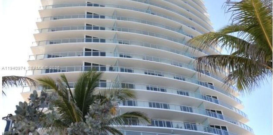 Condo à Hollywood, Floride, 3 chambres № 1998074