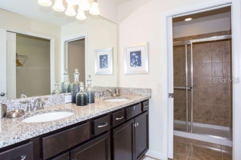 Townhouse in Kissimmee, Florida 5 bedrooms, 210.24 sq.m. № 2156334 - photo 17