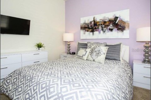 Townhouse in Kissimmee, Florida 5 bedrooms, 210.24 sq.m. № 2156334 - photo 10