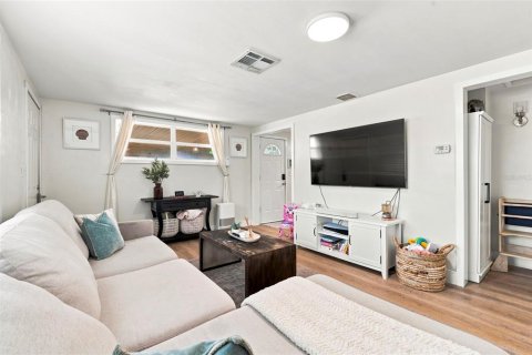 Villa ou maison à vendre à Dunedin, Floride: 2 chambres, 82.5 m2 № 2322605 - photo 9