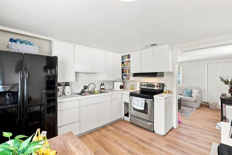 Villa ou maison à vendre à Dunedin, Floride: 2 chambres, 82.5 m2 № 2322605 - photo 15