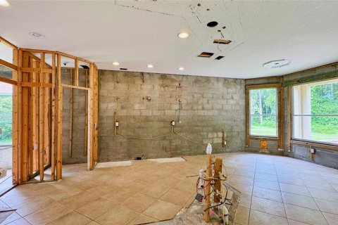 House in Orlando, Florida 4 bedrooms, 294.69 sq.m. № 2321691 - photo 12