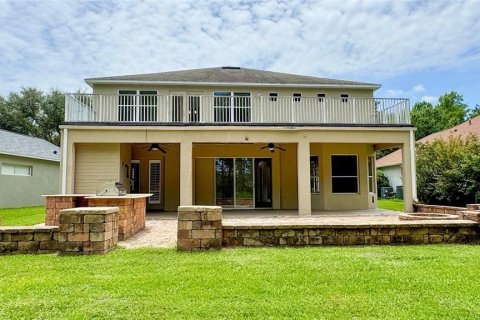 House in Orlando, Florida 4 bedrooms, 294.69 sq.m. № 2321691 - photo 3