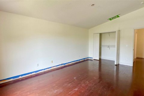 House in Orlando, Florida 4 bedrooms, 294.69 sq.m. № 2321691 - photo 18