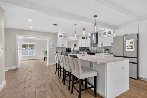 Casa en venta en Pompano Beach, Florida, 3 dormitorios, 178.37 m2 № 2383244 - foto 11