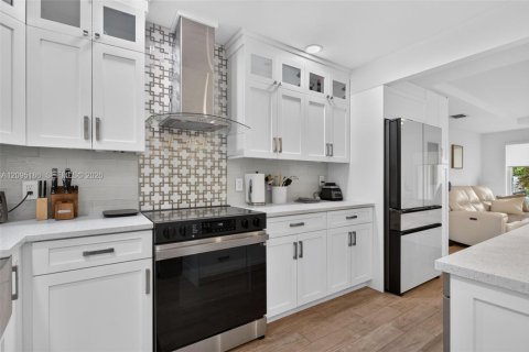 Casa en venta en Pompano Beach, Florida, 3 dormitorios, 178.37 m2 № 2383244 - foto 15