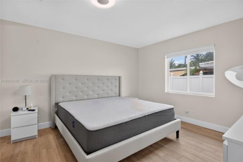 Casa en venta en Pompano Beach, Florida, 3 dormitorios, 178.37 m2 № 2383244 - foto 25
