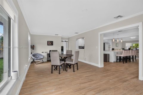 Casa en venta en Pompano Beach, Florida, 3 dormitorios, 178.37 m2 № 2383244 - foto 30