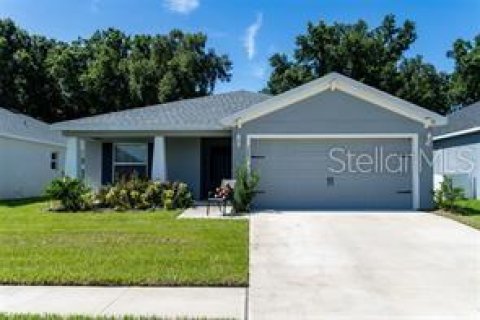 House in Lakeland, Florida 4 bedrooms, 159.33 sq.m. № 2108513
