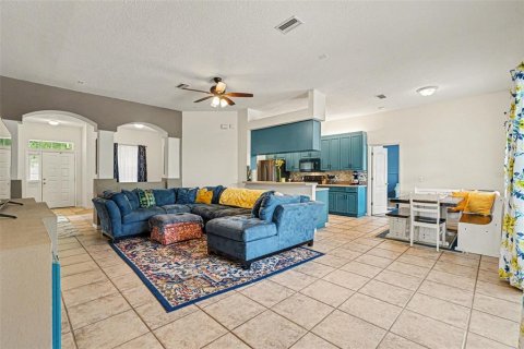House in Riverview, Florida 4 bedrooms, 196.02 sq.m. № 2226907 - photo 9