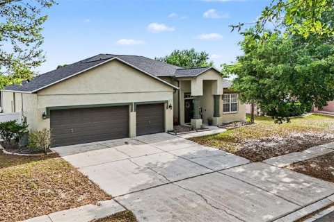 House in Riverview, Florida 4 bedrooms, 196.02 sq.m. № 2226907 - photo 28