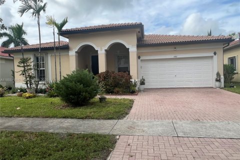 House in Homestead, Florida 4 bedrooms, 181.44 sq.m. № 1880385 - photo 2