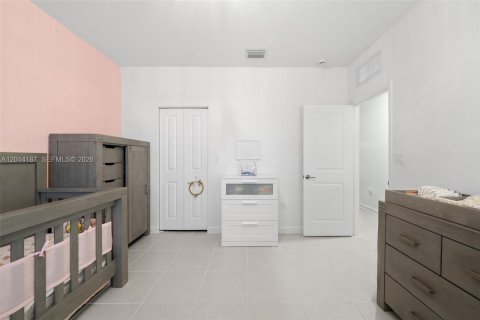 Villa ou maison à vendre à Miami, Floride: 5 chambres № 2076228 - photo 20
