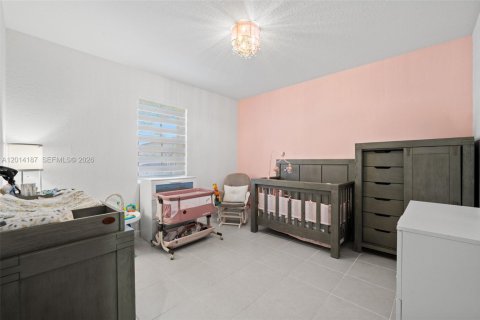 Villa ou maison à vendre à Miami, Floride: 5 chambres № 2076228 - photo 19
