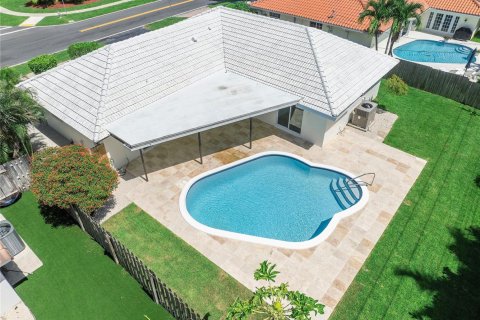 Villa ou maison à Boca Raton, Floride 4 chambres, 142.88 m2 № 2397261