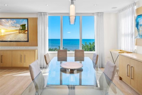 Condo in Key Biscayne, Florida, 3 bedrooms  № 1970983 - photo 16