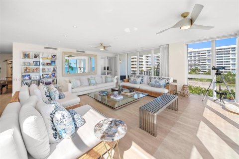 Condo in Key Biscayne, Florida, 3 bedrooms  № 1970983 - photo 27