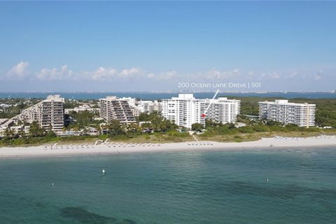 Condo in Key Biscayne, Florida, 3 bedrooms  № 1970983 - photo 18