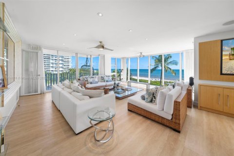 Condo in Key Biscayne, Florida, 3 bedrooms  № 1970983 - photo 2