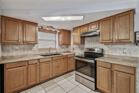 House in Holiday, Florida 2 bedrooms, 91.97 sq.m. № 1898710 - photo 2