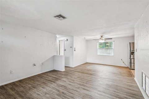 House in Holiday, Florida 2 bedrooms, 91.97 sq.m. № 1898710 - photo 8
