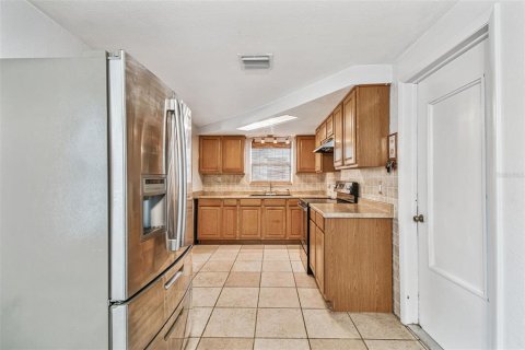 House in Holiday, Florida 2 bedrooms, 91.97 sq.m. № 1898710 - photo 12