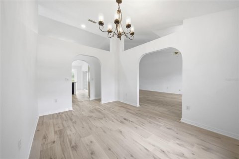 Villa ou maison à vendre à Ocala, Floride: 3 chambres, 166.39 m2 № 2267442 - photo 15