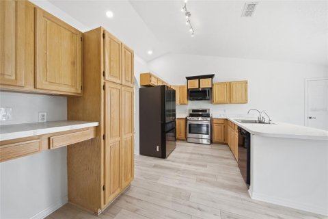 Villa ou maison à vendre à Ocala, Floride: 3 chambres, 166.39 m2 № 2267442 - photo 16