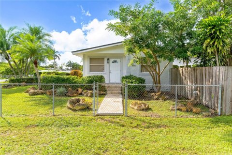 Villa ou maison à vendre à Homestead, Floride: 3 chambres № 1965090 - photo 2