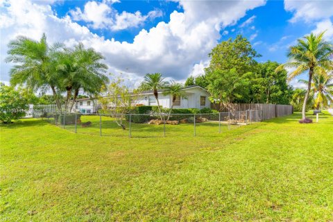 Villa ou maison à vendre à Homestead, Floride: 3 chambres № 1965090 - photo 5