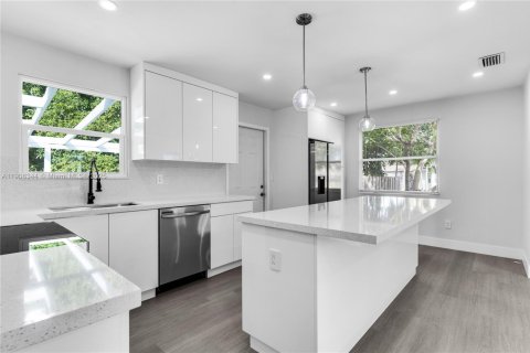 Villa ou maison à vendre à Homestead, Floride: 3 chambres № 1965090 - photo 10