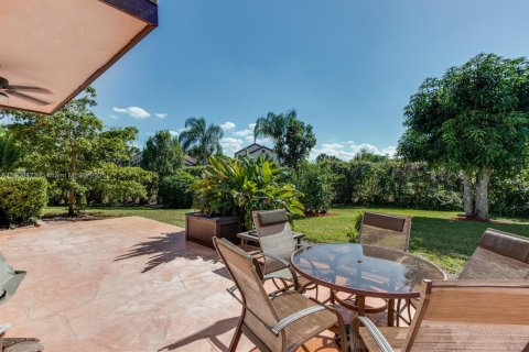 House in Boca Raton, Florida 3 bedrooms, 218.51 sq.m. № 1964907 - photo 26