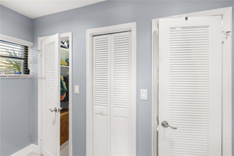 Casa en alquiler en Palmetto Bay, Florida, 4 dormitorios, 201.23 m2 № 2041833 - foto 25