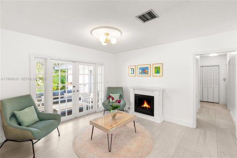 Casa en alquiler en Palmetto Bay, Florida, 4 dormitorios, 201.23 m2 № 2041833 - foto 6