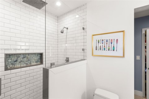 Casa en alquiler en Palmetto Bay, Florida, 4 dormitorios, 201.23 m2 № 2041833 - foto 27