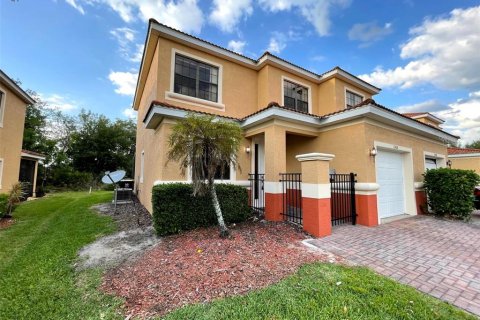 Adosado en alquiler en Kissimmee, Florida, 3 dormitorios, 158.03 m2 № 1829345 - foto 2
